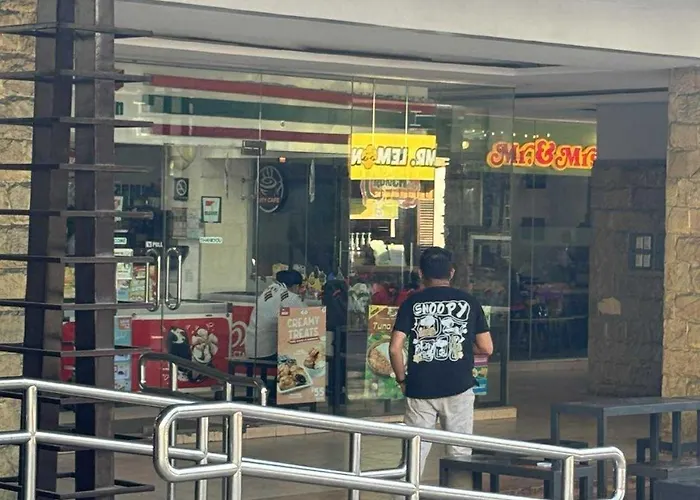 Rhiangelo In * セブ市